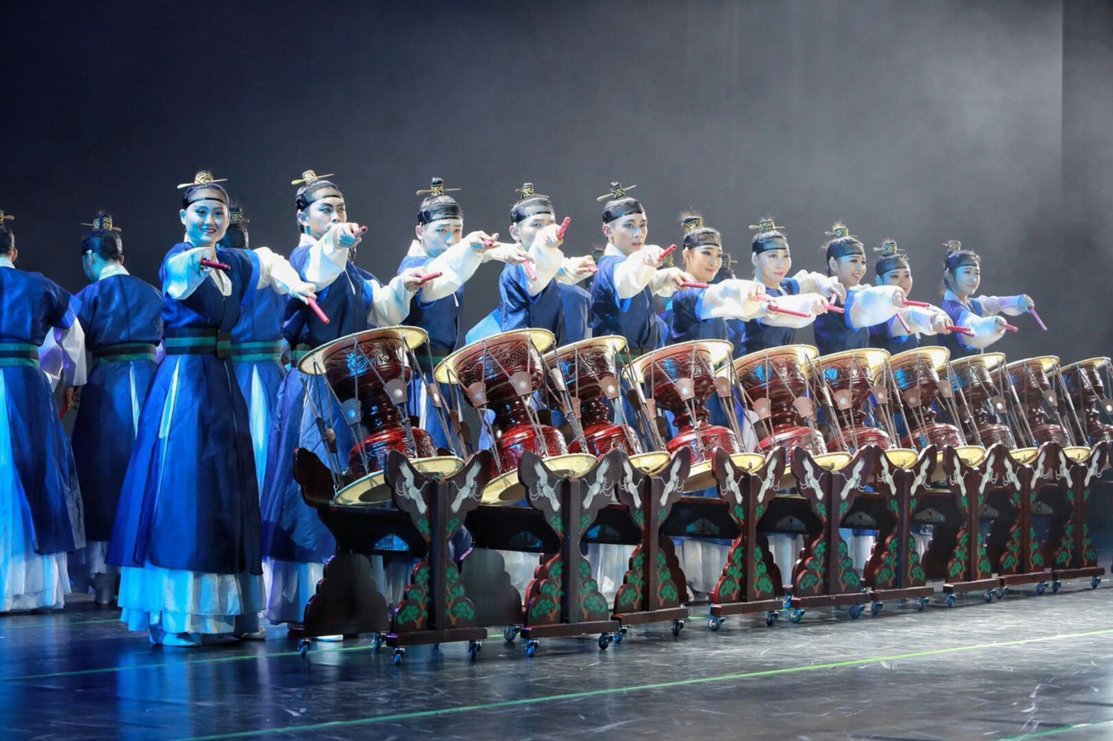 安图县大型歌舞剧《长白山阿里郎》亮相通化市 开启少数民族地区巡演之旅